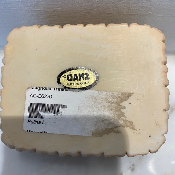 Ganz Magnolia Flower Ivory Ceramic Trinket Box NWT - Picture 11 of 13